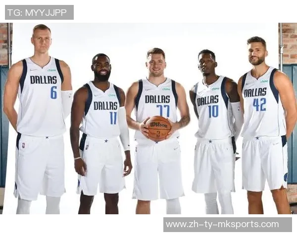 客战独行侠米奇约翰逊谈揭幕战首发阵容尚未确定