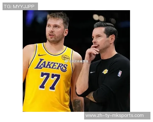 雷迪克三年前看好东契奇关键时刻库里与他相比更具潜力